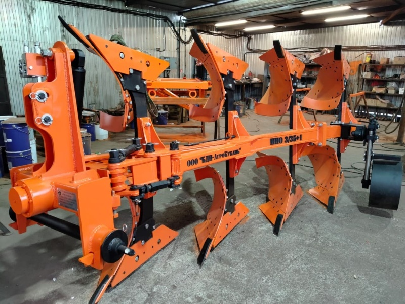 Плуг навесной оборотный 3/35+1 купить в Грозном – «БДН-АгроКубань», 10