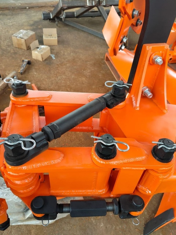 Плуг навесной оборотный 3/35 купить в Грозном – «БДН-АгроКубань», 7