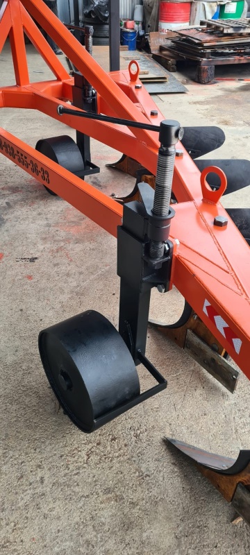 Плуг отвальный ПЛН 5-35 (5 корпусов) купить в Грозном – «БДН-АгроКубань», 7