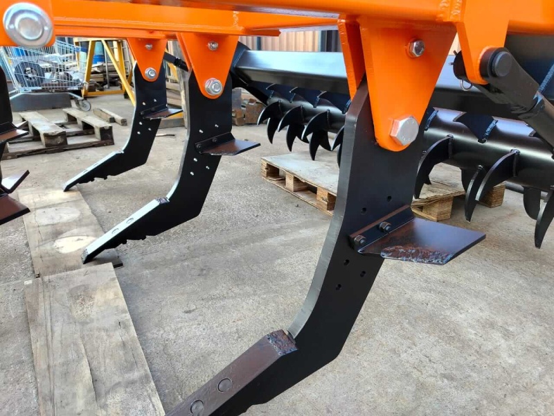 Плуг чизельный навесной ПЧН-2,1Н с зубчатым катком купить в Грозном – «БДН-АгроКубань», 6