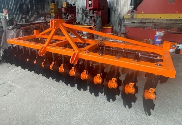Борона дисковая навесная БДН 4х2Н, 26 рабочих органов купить в Грозном – «БДН-АгроКубань», 3