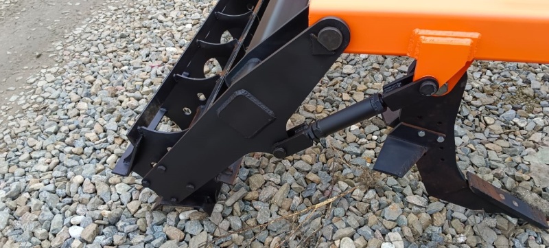 Плуг чизельный ПЧН 1,6 с планчатым катком купить в Грозном – «БДН-АгроКубань», 6